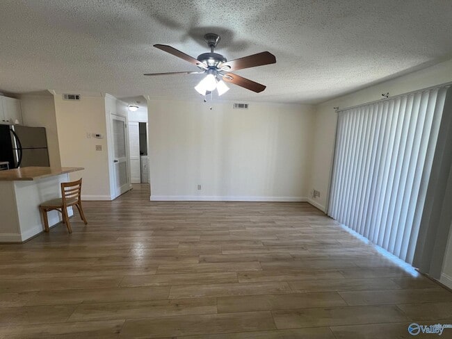 property at 6620 Willow Pointe Dr NW