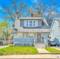 55 Clifton Ave in Waterbury, CT - Building Photo