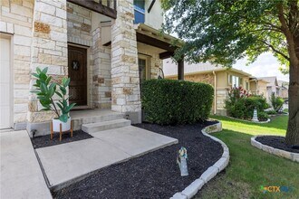 2928 St Paul Rivera in Round Rock, TX - Building Photo - Building Photo