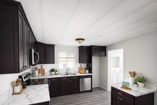 24303 Woolsey Canyon Rd in West Hills, CA - Building Photo