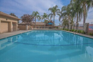 Breakwater Apartments