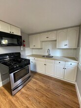 1024 Wood St in Oakland, CA - Building Photo - Building Photo