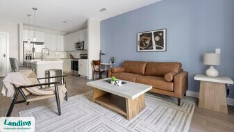 3240 Champion Ring Rd, Unit 1121 in Ft. Myers, FL - Building Photo