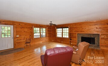 187 Rustic Rd in Mooresville, NC - Building Photo - Building Photo