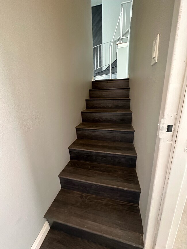 9950 Topanga Canyon Blvd in Chatsworth, CA - Building Photo - Building Photo