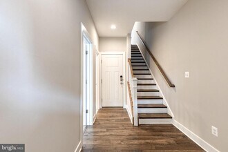 909 Grundy St in Baltimore, MD - Building Photo - Building Photo