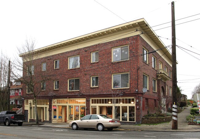 Madrona Apartments in Seattle, WA - Foto de edificio - Building Photo