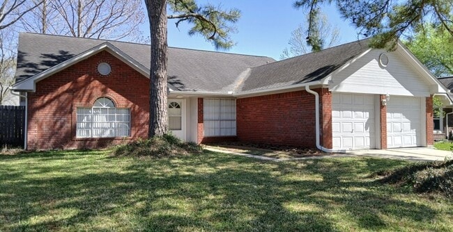 property at 2931 Auburn Dr