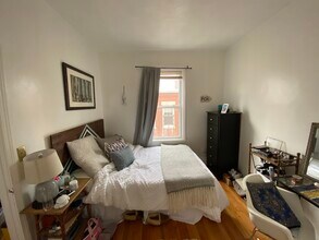 25 Hanover Ave, Unit 3 in Boston, MA - Foto de edificio - Building Photo