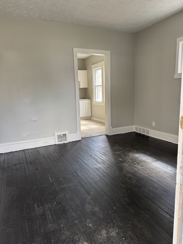 2927 E 126th St in Cleveland, OH - Building Photo - Building Photo