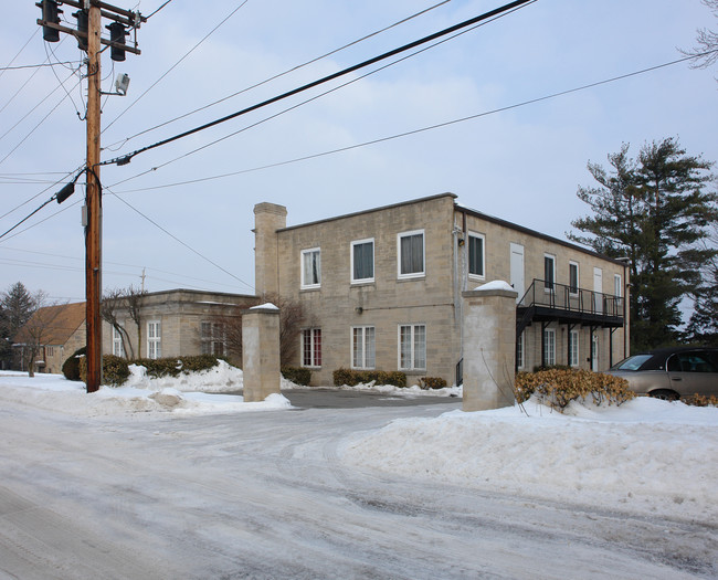 2125 Glenwood Ave in Youngstown, OH - Foto de edificio - Building Photo