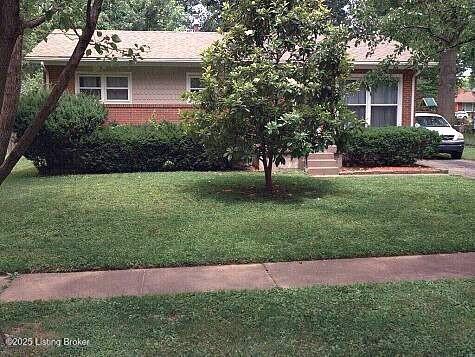 3445 Allison Way in Louisville, KY - Foto de edificio