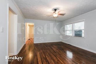 3549 Tulip Dr in Decatur, GA - Building Photo - Building Photo