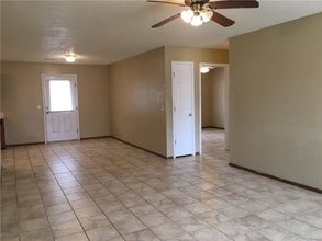 1571 Shannon St in Springdale, AR - Building Photo - Building Photo