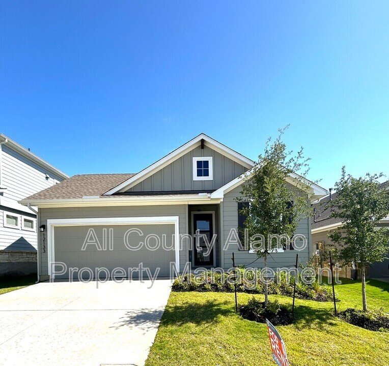 12133 Vine Blossom in Schertz, TX - Building Photo