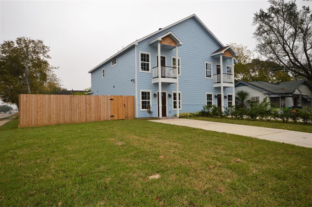 7403 Buena Vista St in Houston, TX - Building Photo