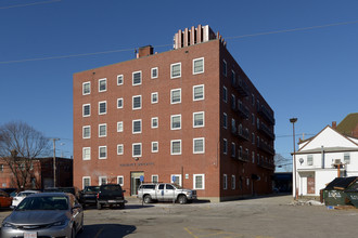 Chauncy Building in Weymouth, MA - Foto de edificio - Building Photo