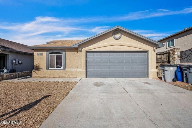 12255 Via Del Rio in El Paso, TX - Building Photo - Building Photo