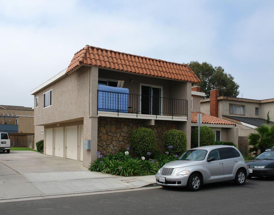 4672 Milo St in Huntington Beach, CA - Building Photo