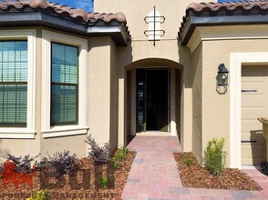 1980 GOBLET COVE St in Kissimmee, FL - Foto de edificio - Building Photo