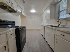 3824 Modlin St in Mesquite, TX - Building Photo - Building Photo