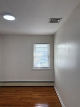 32 Maiden Ln in Little Ferry, NJ - Building Photo - Building Photo