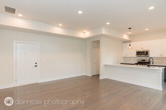 837 N Wolcott Ave in Chicago, IL - Building Photo - Building Photo