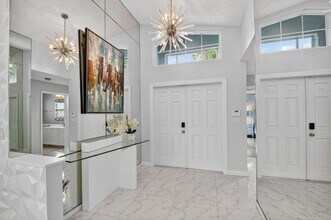 9601 Harbour Lake Cir in Boynton Beach, FL - Building Photo - Building Photo