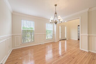 305 Joann Dr in Egg Harbor Township, NJ - Building Photo - Building Photo