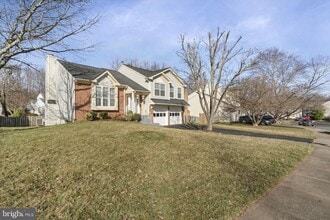 14690 Stratford Dr in Woodbridge, VA - Building Photo - Building Photo
