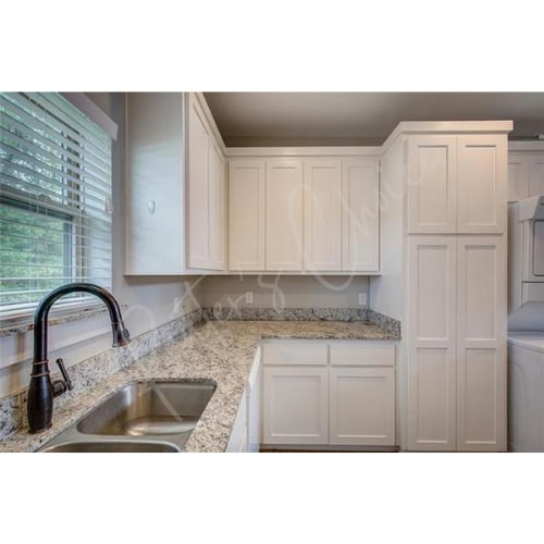 709 Maple St in Commerce, TX - Foto de edificio - Building Photo