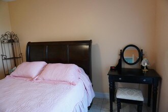 4500 N Flagler Dr-Unit -D5 in West Palm Beach, FL - Building Photo - Building Photo