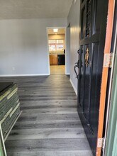 9172 Thilow Dr in Sacramento, CA - Building Photo - Building Photo