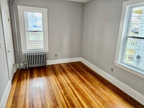 31 Kenberma Rd in Boston, MA - Building Photo - Building Photo