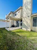 3068 Colony Park Dr in Merced, CA - Building Photo