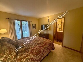 19717 SW Mount Bachelor Dr in Bend, OR - Building Photo - Building Photo