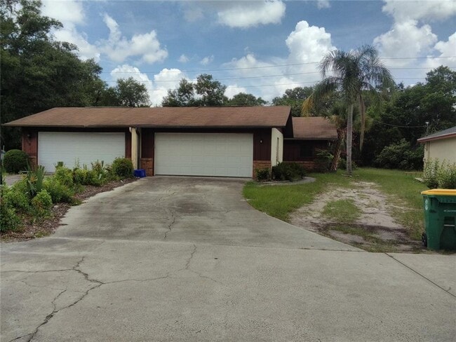 717 Wright Ct in DeLand, FL - Building Photo - Building Photo