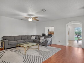 681 Imperial Lake Rd in West Palm Beach, FL - Building Photo - Building Photo