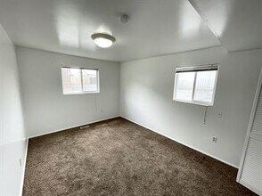 549 Stringham Ave in Salt Lake City, UT - Building Photo - Building Photo