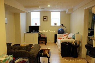 10 Strathmore Rd in Brookline, MA - Building Photo - Building Photo