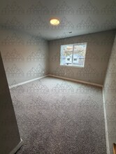 985 Warco Dr in Cascade Locks, OR - Building Photo - Building Photo