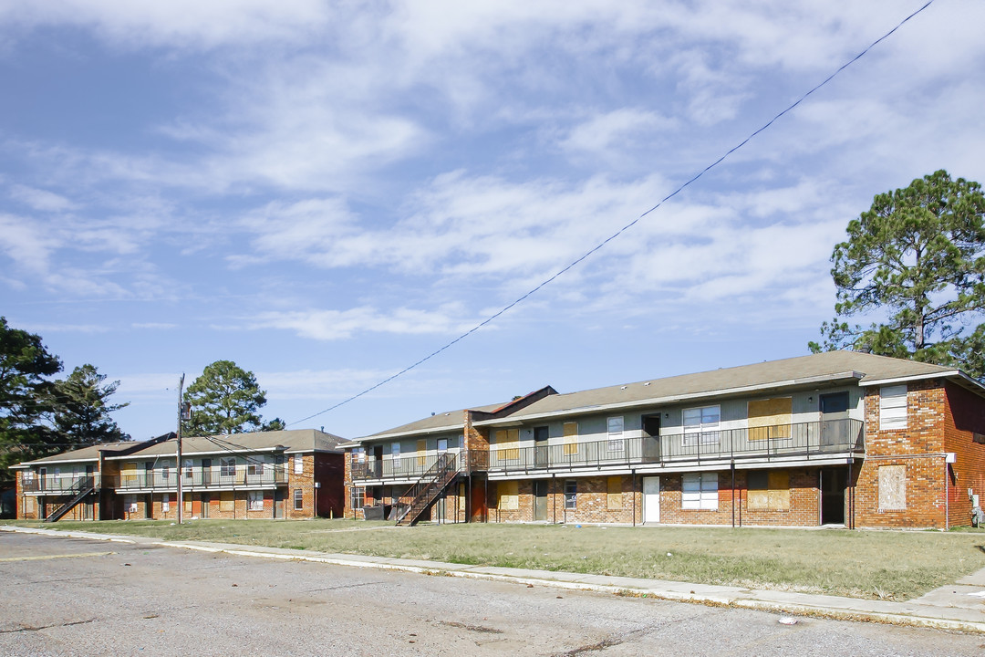 Elmgrove Garden Apartments in Baton Rouge, LA - Building Photo