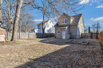 108 Drome Ave in Stratford, CT - Building Photo - Building Photo