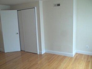 1217 E Berks St in Philadelphia, PA - Building Photo - Building Photo