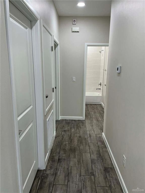 19 Swallow Ave in McAllen, TX - Foto de edificio - Building Photo