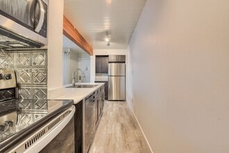 1343 High St in Denver, CO - Building Photo - Building Photo