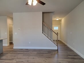 105 Magnolia Dr in Middletown, PA - Building Photo - Building Photo