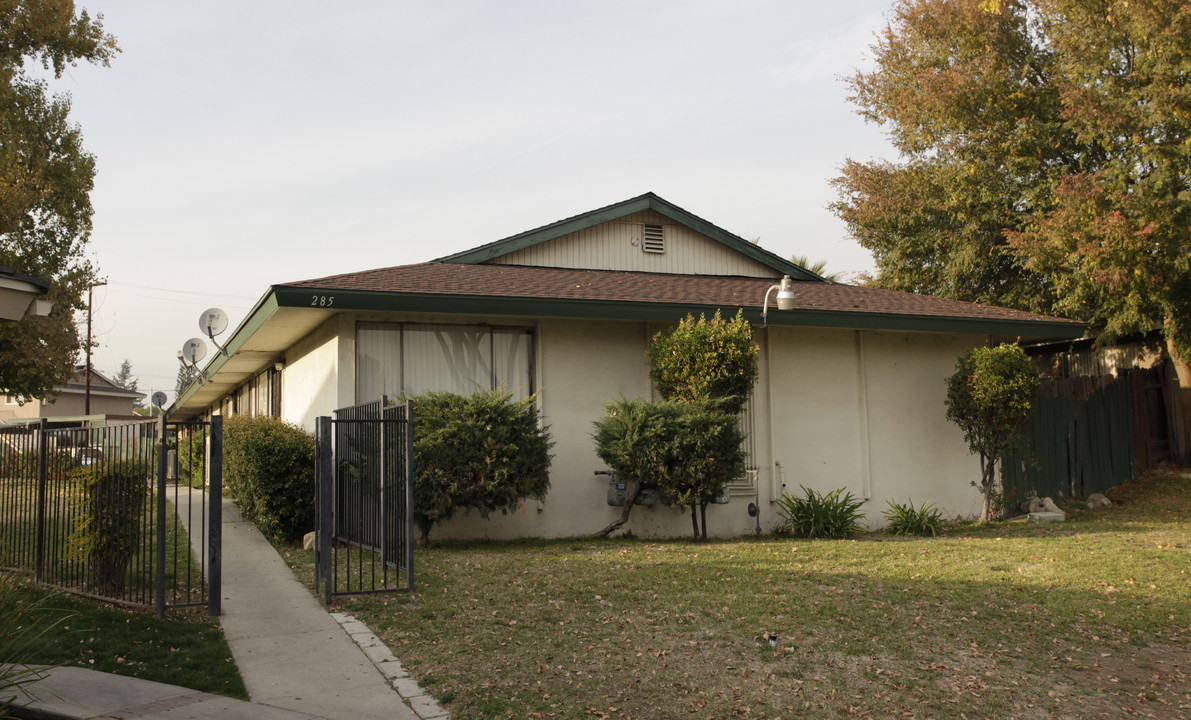 285 Vallejo Way in Upland, CA - Building Photo