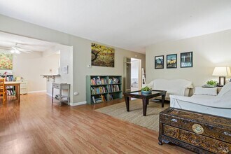 438 E H St in Benicia, CA - Building Photo - Building Photo