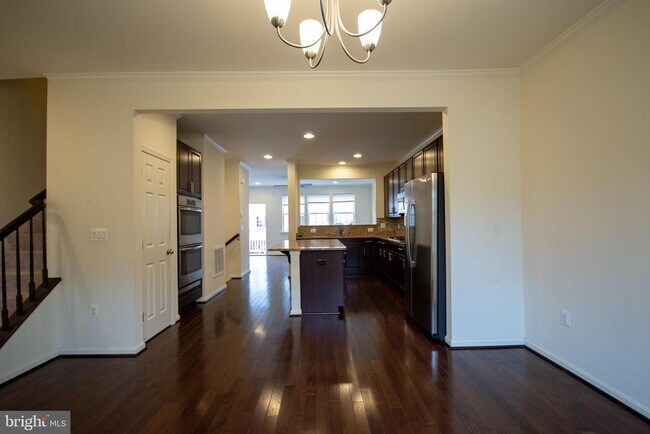8024 Cayzer Ln in Gainesville, VA - Building Photo - Building Photo